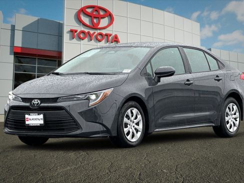 Certified 2025 Toyota Corolla LE image 7