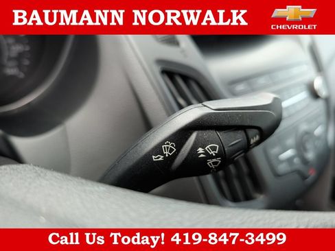 Used 2018 Ford Focus SE FWD image 25