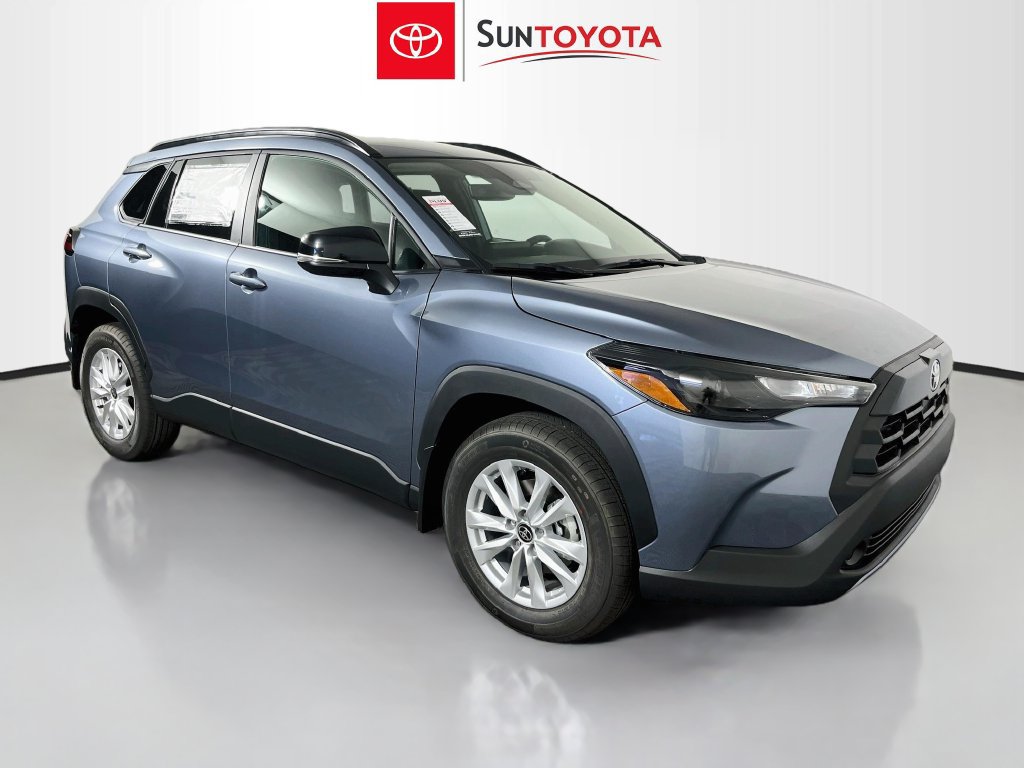 New 2026 Toyota Corolla Cross LE w/ Moonroof Package FWD image 1