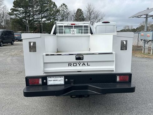 New 2024 Ford F250 XL w/ XL Chrome Package RWD image 6