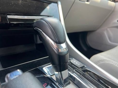 Used 2017 Honda Accord EX-L image 23