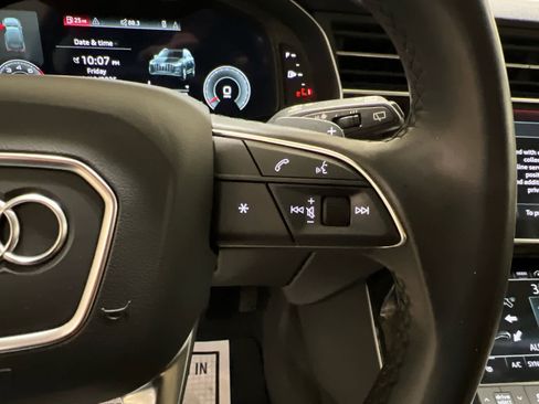 Used 2022 Audi Q7 Premium Plus image 28