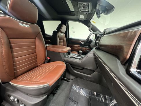 Used 2024 GMC Sierra 1500 Denali Ultimate AWD/4WD image 25