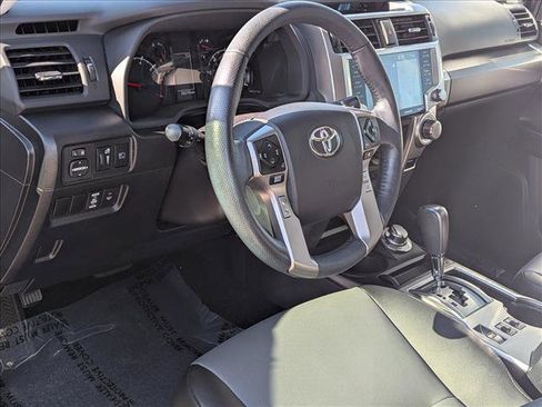 Used 2023 Toyota 4Runner SR5 Premium w/ Moonroof Package AWD/4WD image 10