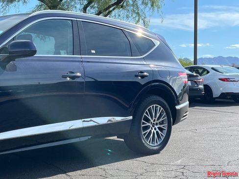 Used 2025 Genesis GV80 2.5T Standard AWD/4WD image 9