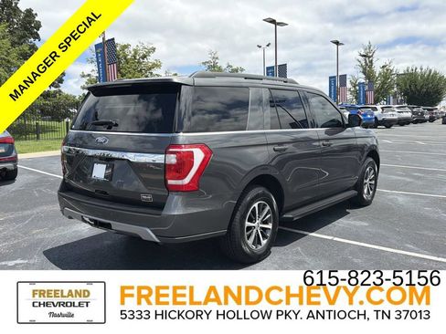Used 2019 Ford Expedition XLT AWD/4WD image 3