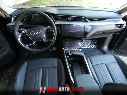 Used 2021 Audi e-tron Premium w/ Convenience Plus Package AWD/4WD image 22