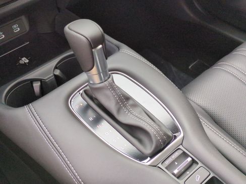 New 2026 Honda HR-V EX-L image 13