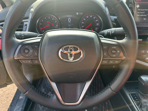 Used 2022 Toyota Camry XSE w/ Navigation Package FWD image 17