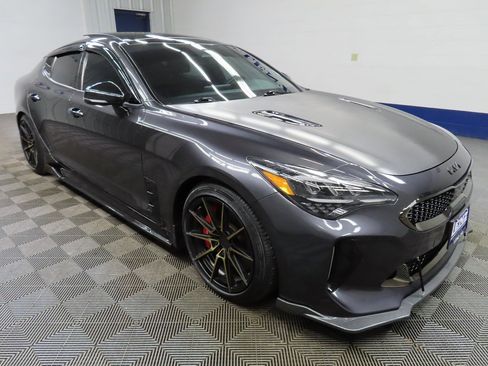Used 2023 Kia Stinger GT-Line w/ Sun & Sound Package image 3