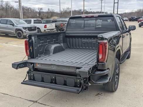 New 2026 GMC Sierra 1500 AT4 w/ AT4 Premium Package image 13