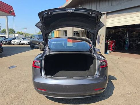 Used 2019 Tesla Model 3 Long Range AWD/4WD image 11