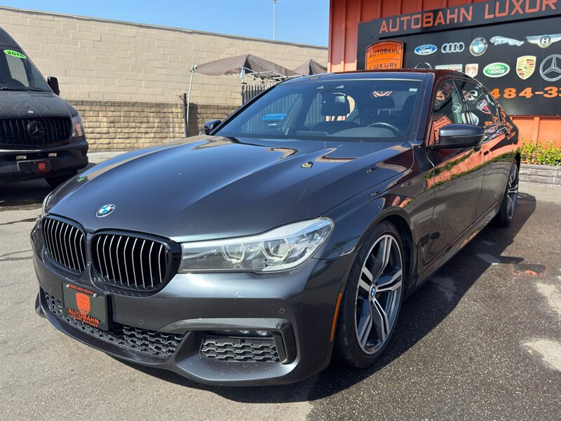 Used 2019 BMW 740i w/ M Sport Package RWD image 2