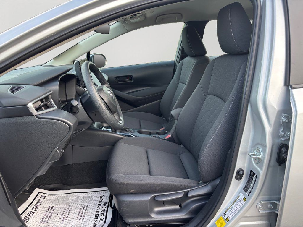 Used 2024 Toyota Corolla LE FWD image 24
