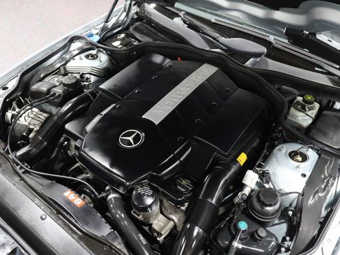 Used 2006 Mercedes-Benz SL 500 image 16