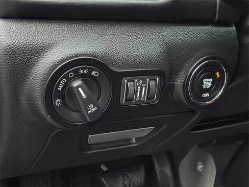 Used 2022 Maserati Ghibli Modena Q4 image 21