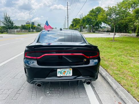 Used 2021 Dodge Charger Scat Pack w/ Plus Group RWD image 4