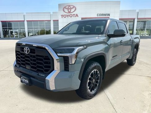 Used 2026 Toyota Tundra SR5 w/ TRD Off-Road Package AWD/4WD image 8