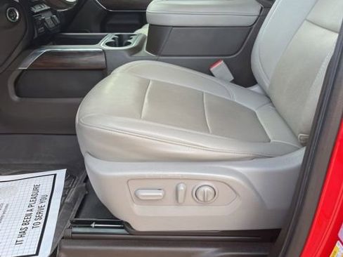 Used 2022 GMC Sierra 2500 SLT image 11