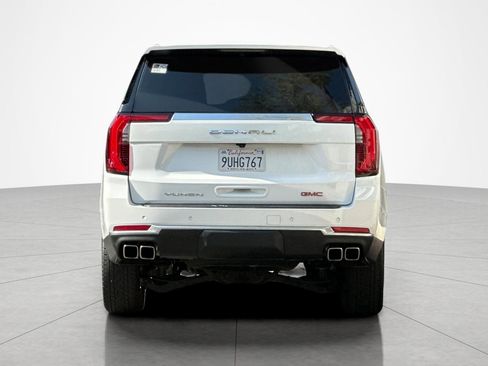 Used 2025 GMC Yukon XL Denali AWD/4WD image 4