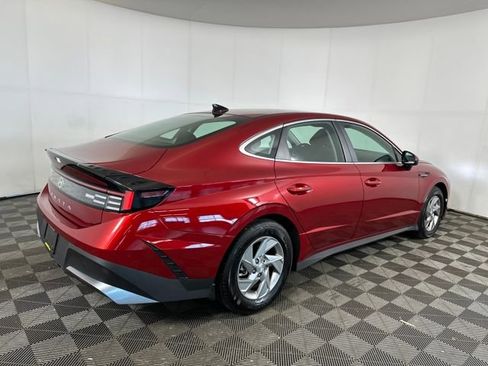 Certified 2025 Hyundai Sonata SE image 22