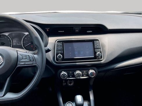 Used 2024 Nissan Kicks S FWD image 7