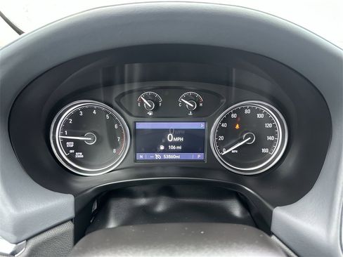 Used 2021 Buick Enclave Essence image 15