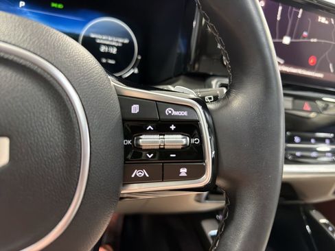 Used 2023 Kia Sorento SX image 26