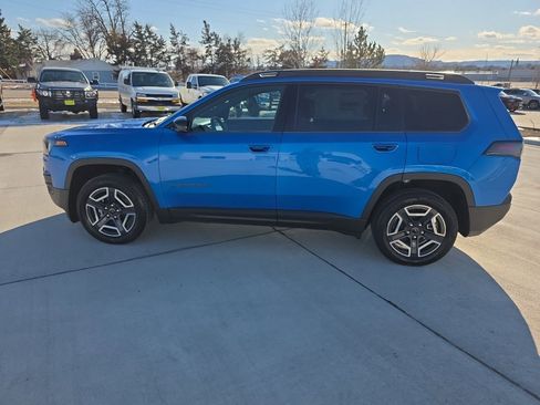 New 2026 Jeep Cherokee Limited image 8