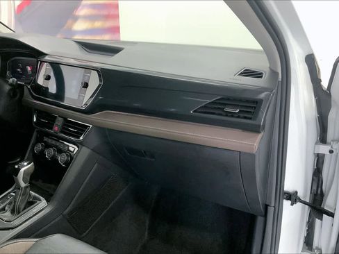 Used 2023 Volkswagen Taos SEL image 21