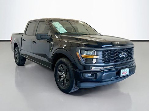 Used 2025 Ford F150 STX w/ Equipment Group 200A RWD image 3