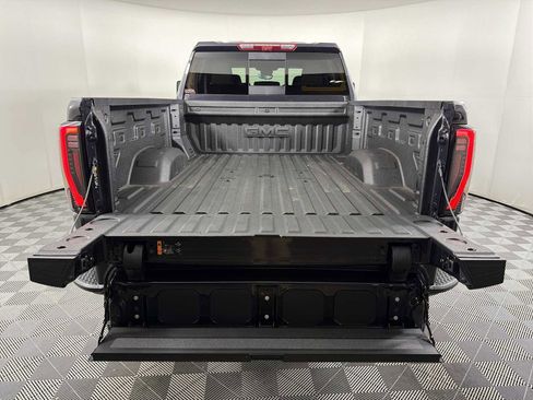 New 2026 GMC Sierra 2500 AT4 w/ AT4 Premium Plus Package AWD/4WD image 17