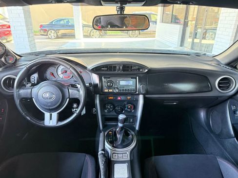 Used 2013 Scion FR-S image 25