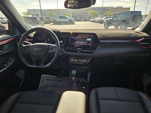 Used 2024 Chevrolet TrailBlazer RS w/ Convenience Package FWD image 16