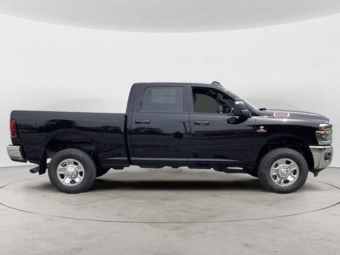 New 2026 RAM 2500 Tradesman w/ Chrome Appearance Group AWD/4WD image 7