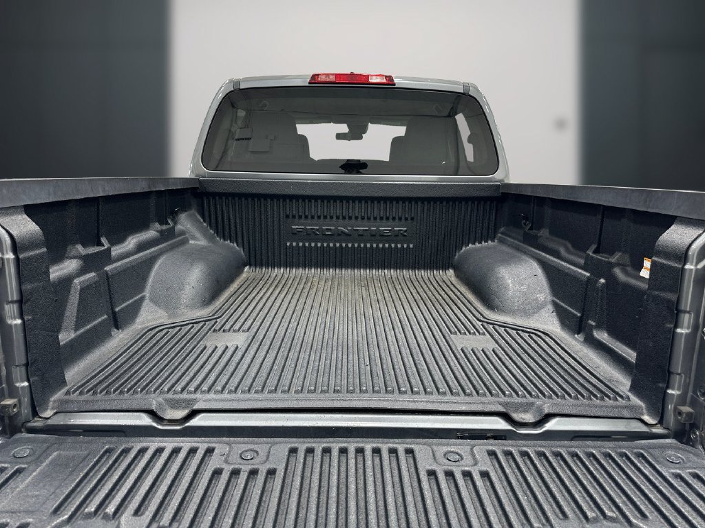 Used 2023 Nissan Frontier SV AWD/4WD image 12