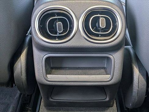 Used 2026 Mercedes-Benz GLC 300 4MATIC image 17