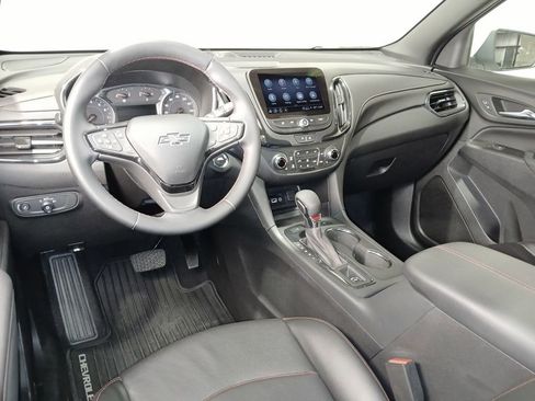 Used 2023 Chevrolet Equinox RS w/ RS Leather Package image 9