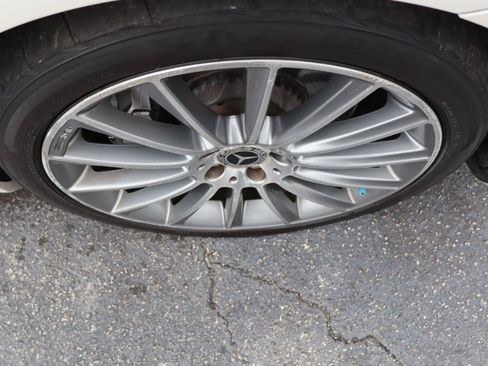 Used 2016 Mercedes-Benz S 550 Sedan image 35