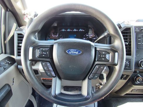 Used 2019 Ford F550 4x4 Regular Cab Super Duty image 32