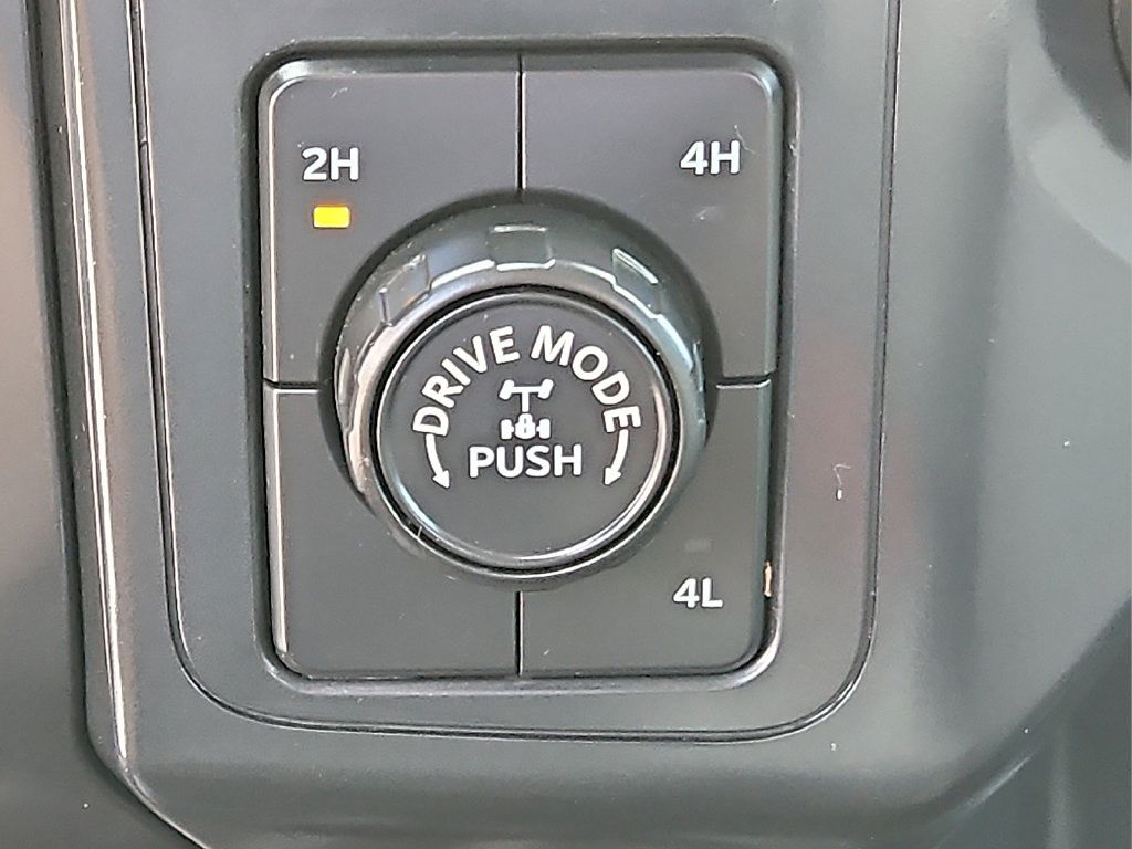 Used 2022 Ford F150 XL w/ Equipment Group 101A High AWD/4WD image 23