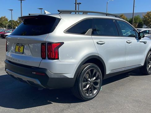 Used 2022 Kia Sorento SX Prestige image 7