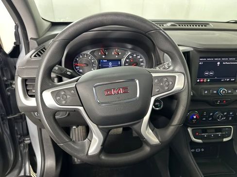 Used 2023 GMC Terrain SLE w/ Driver Convenience Package image 14