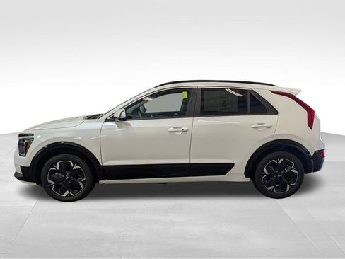 Used 2023 Kia Niro Wind FWD image 4