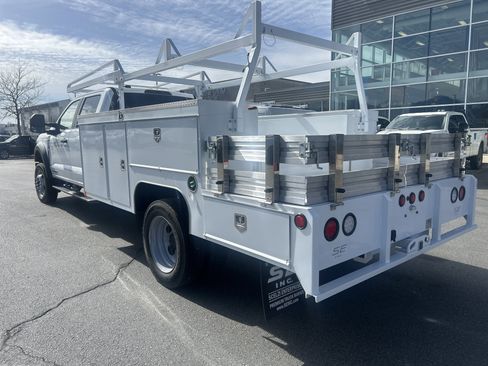 New 2026 Ford F550 4x4 Crew Cab image 4