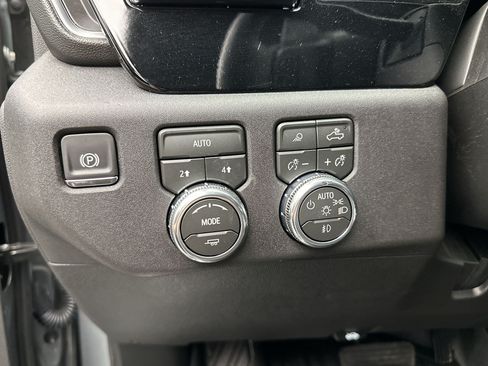 Certified 2026 GMC Sierra 1500 Elevation w/ Elevation Premium Package AWD/4WD image 20