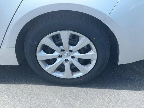 Used 2024 Toyota Corolla LE FWD image 10