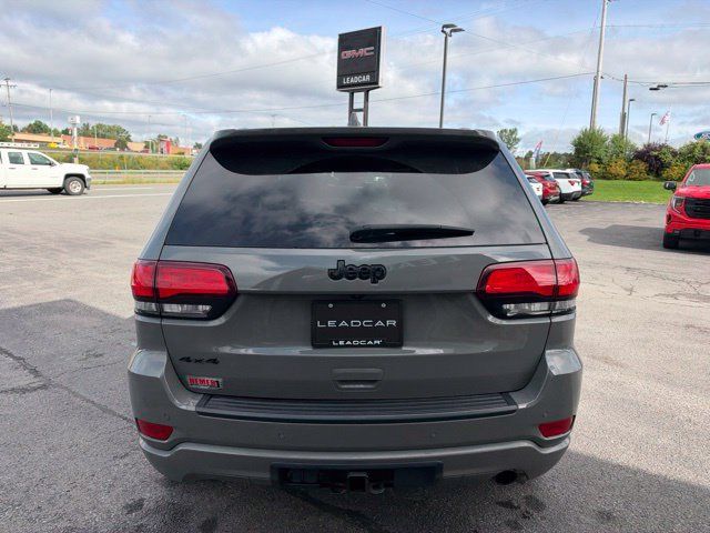 Used 2021 Jeep Grand Cherokee Laredo X AWD/4WD image 4