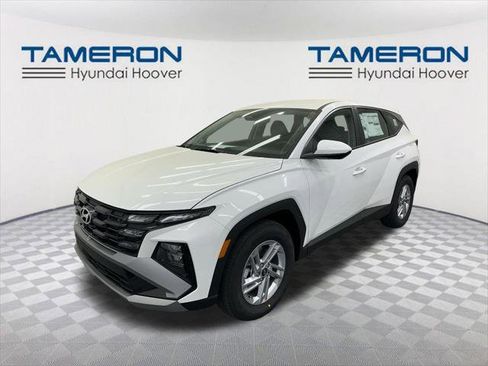 New 2026 Hyundai Tucson SE FWD image 1