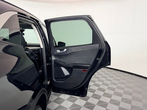 Used 2022 Ford Escape SEL image 30